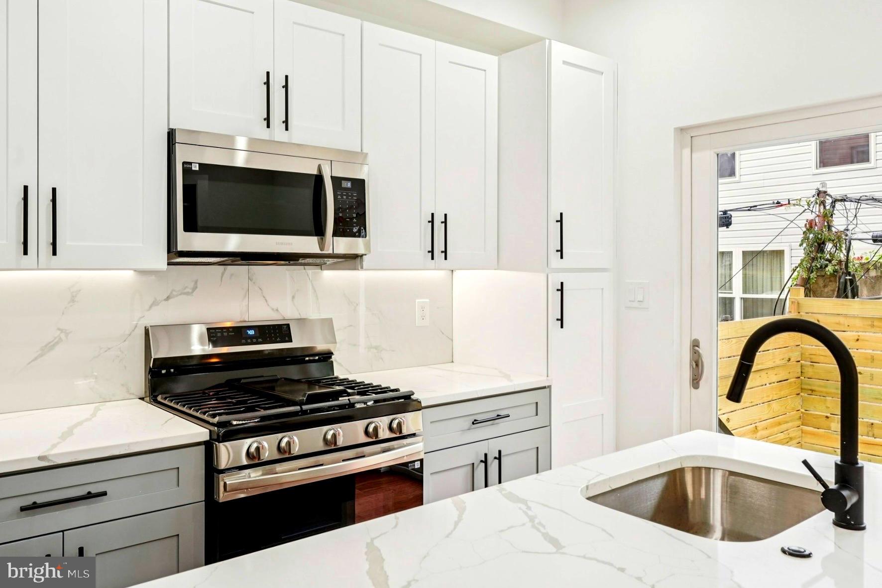 GRAYS FERRY - Residential Lease