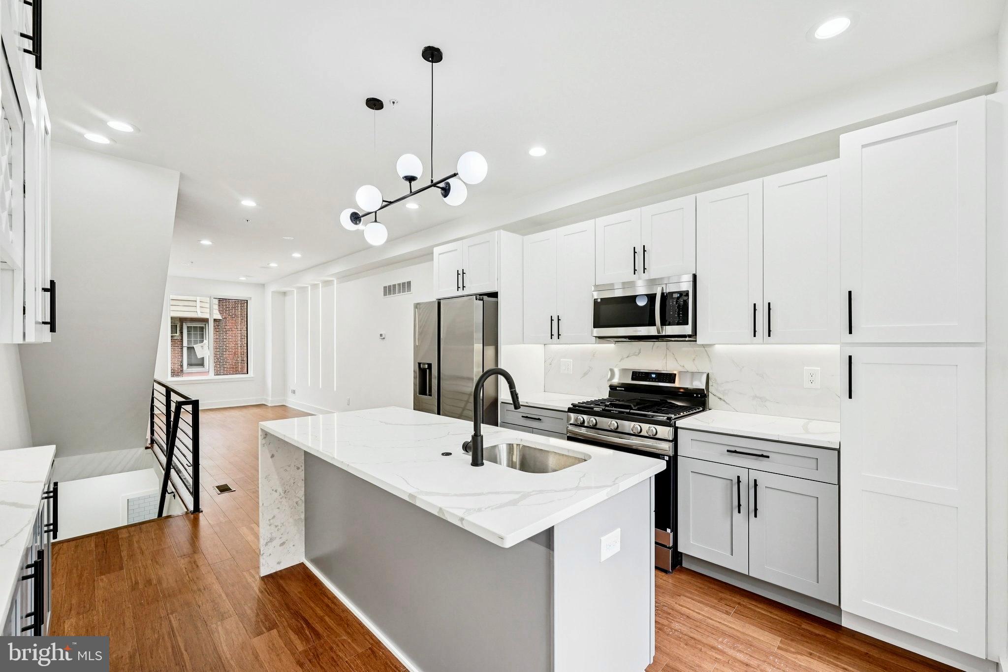 GRAYS FERRY - Residential Lease