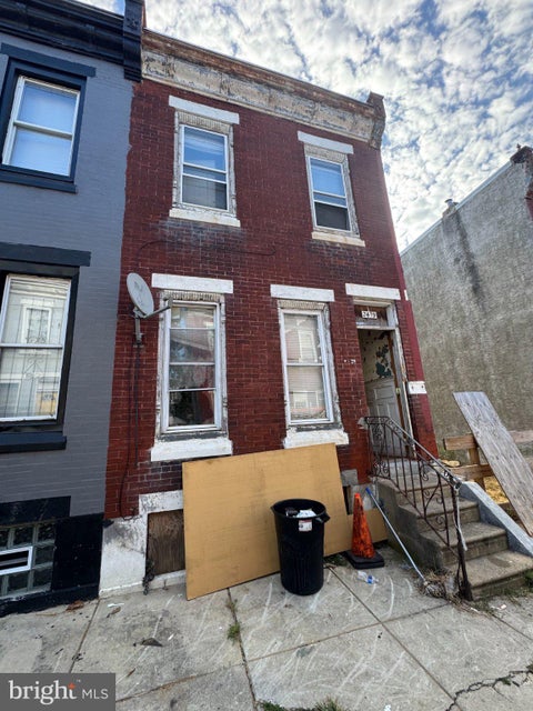 Townhouse For Sale - 2439 N Bancroft Street<br/> PHILADELPHIA, PA 19132