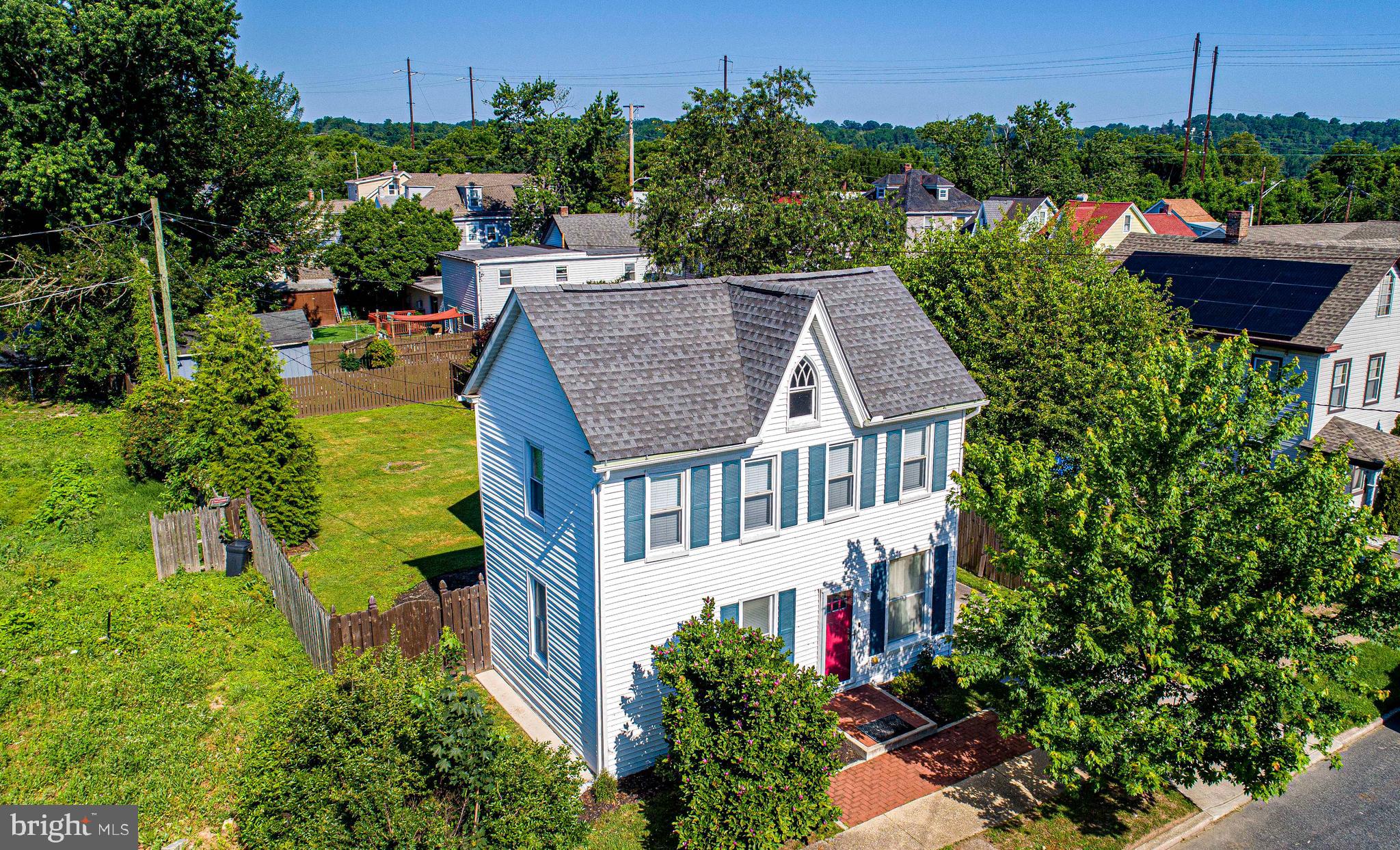 318 N STOKES STREET