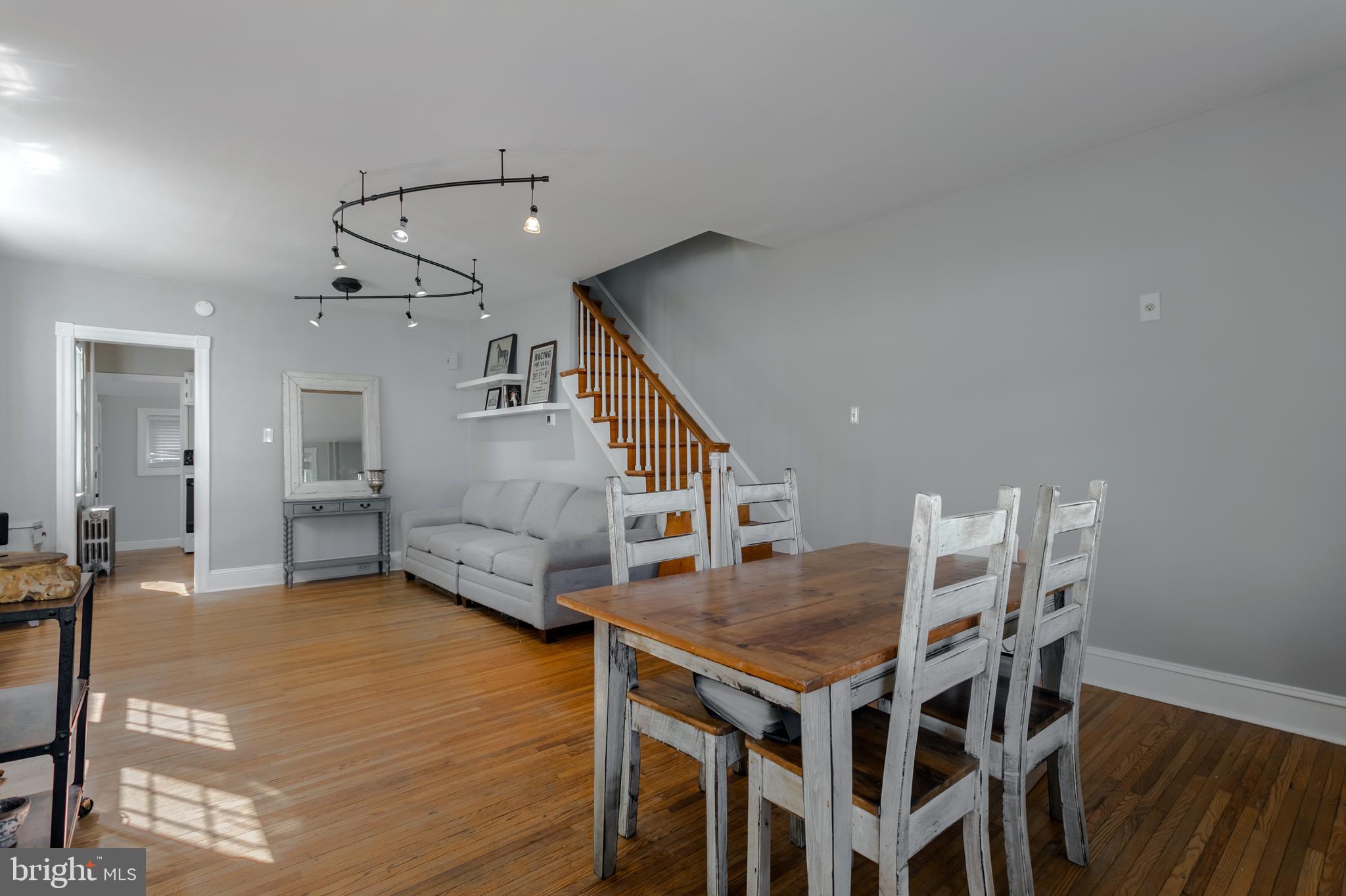 WAYNESBORO - Residential