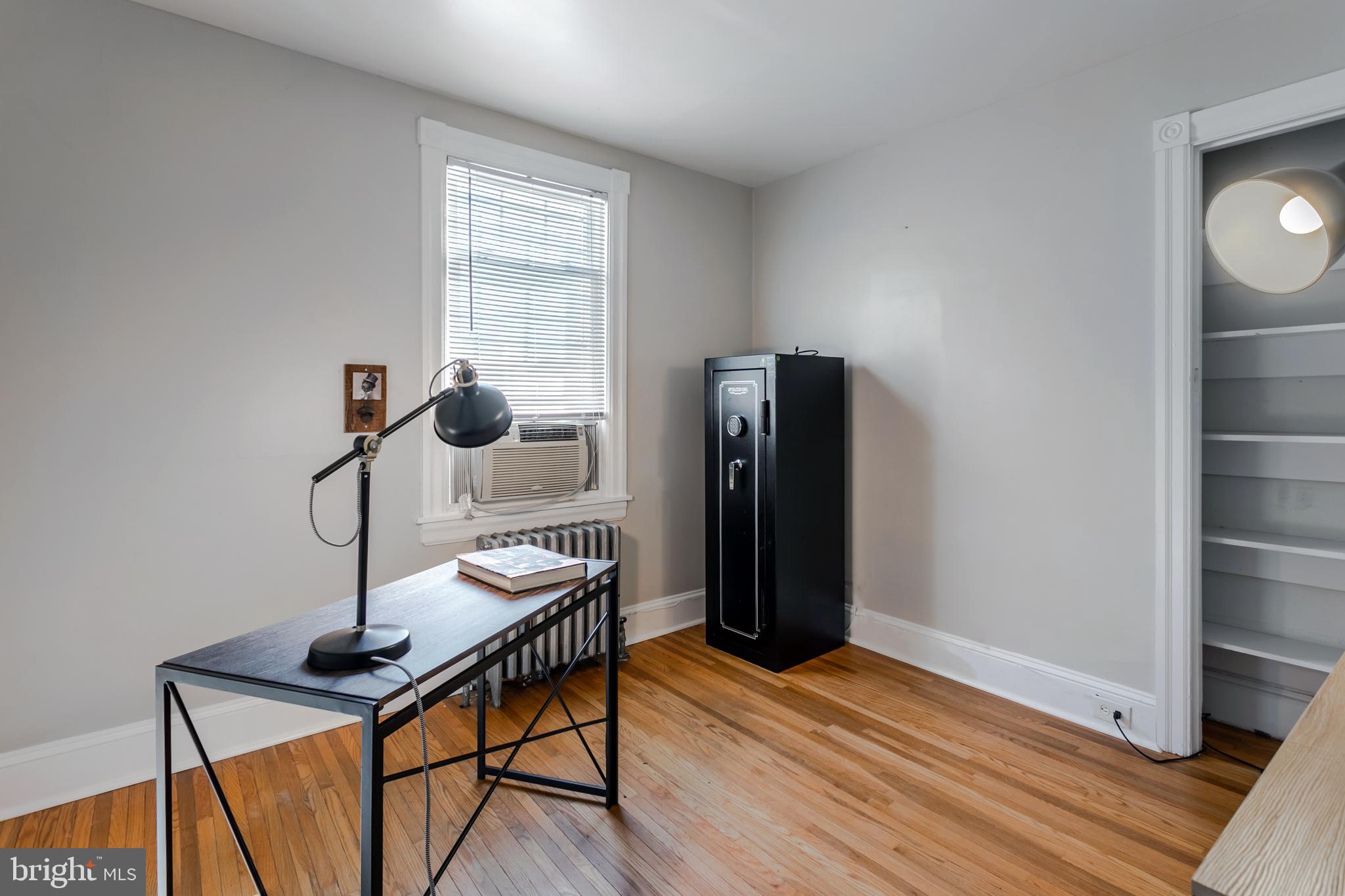 WAYNESBORO - Residential