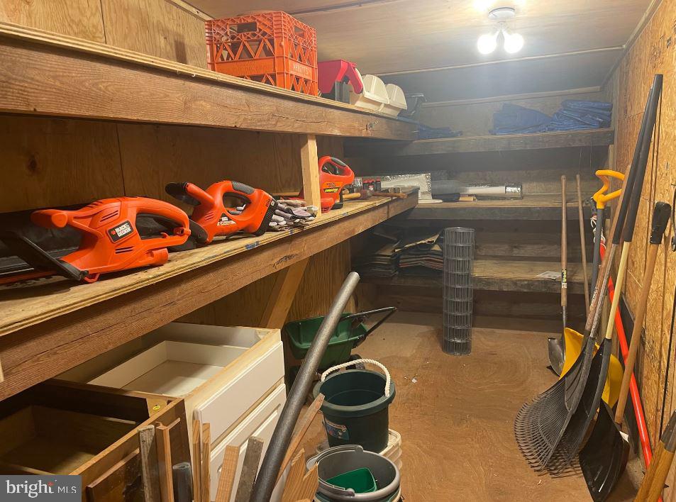 POETS COLONY - Residential