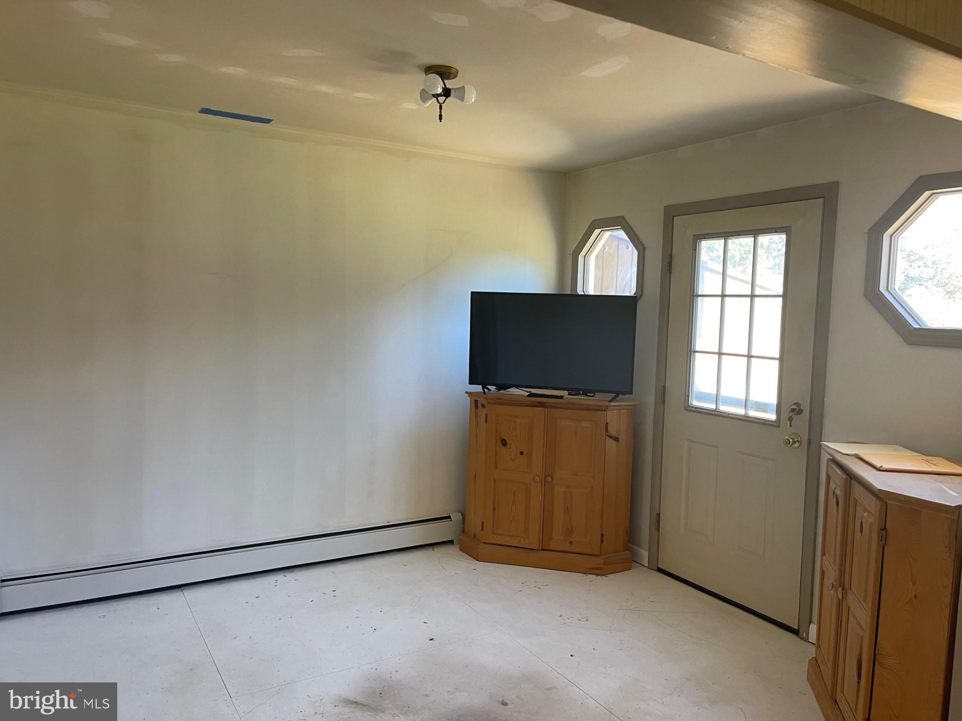 POETS COLONY - Residential