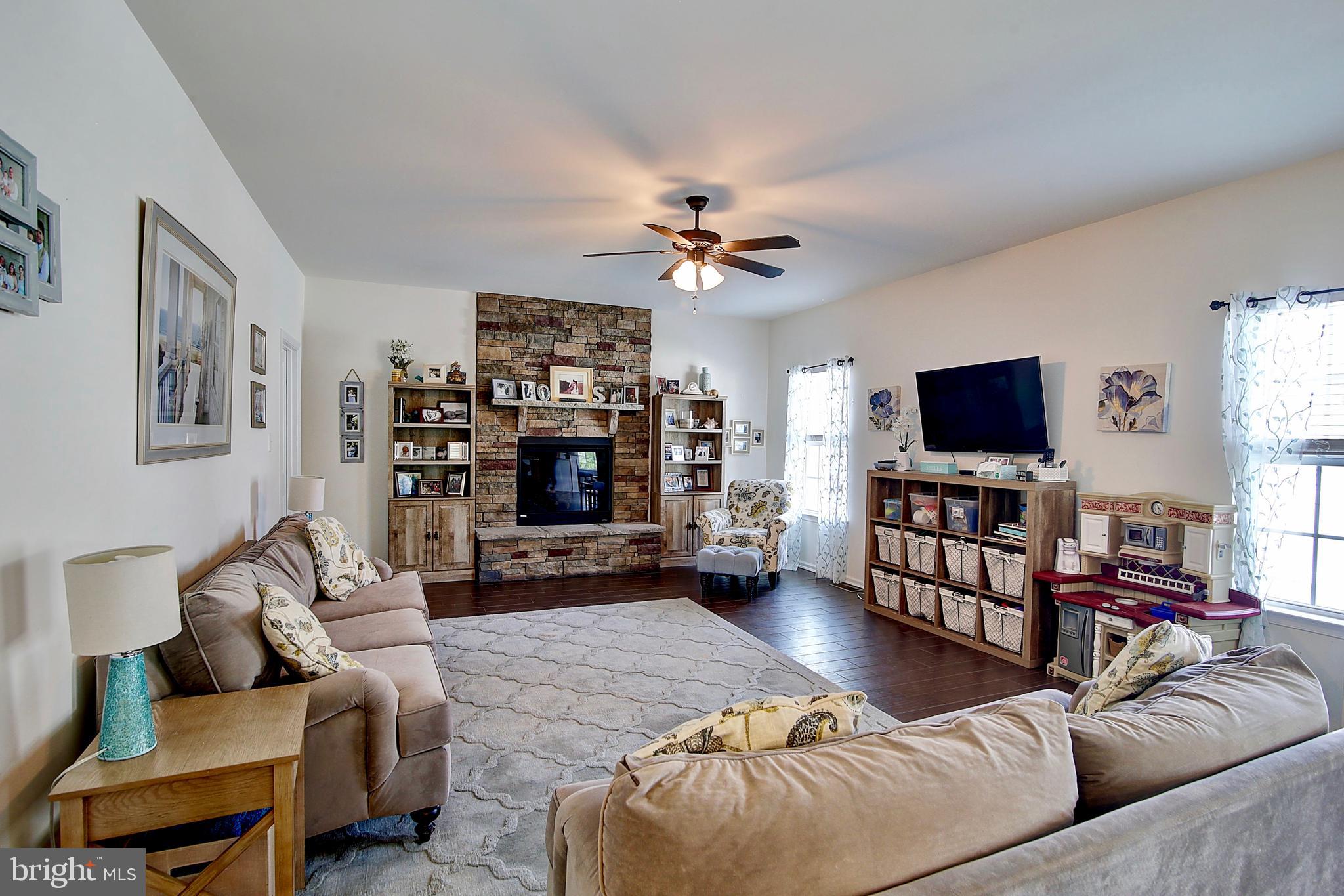 SHENANDOAH SPRINGS - Residential