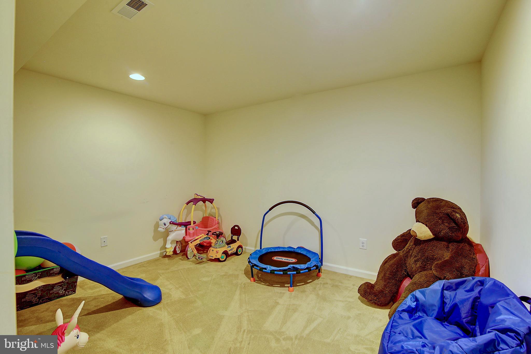 SHENANDOAH SPRINGS - Residential