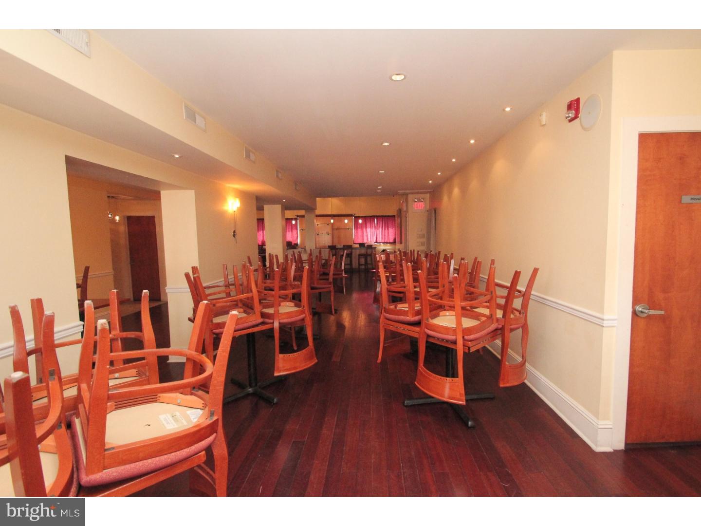 PASSYUNK SQUARE - Commercial Sale