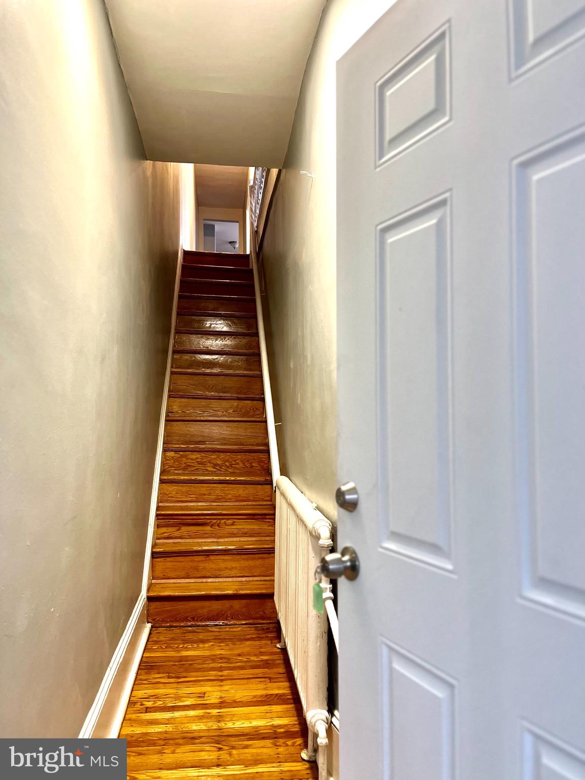 UNIVERSITY CITY - Residential Lease