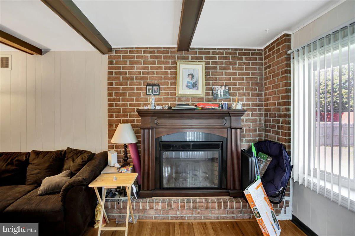 KINGS POINT - Residential