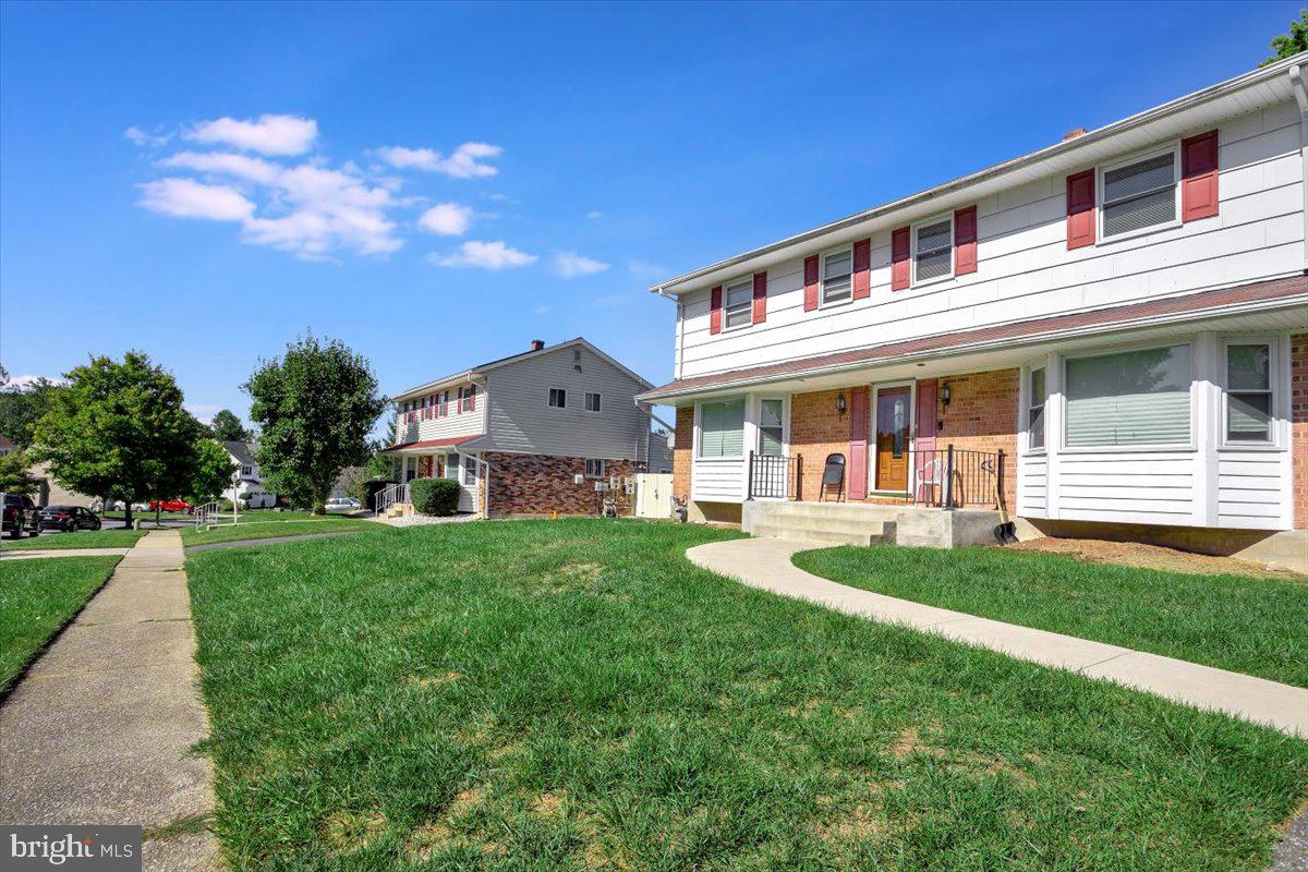 KINGS POINT - Residential