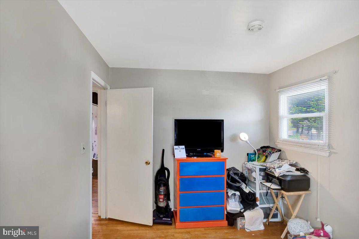 KINGS POINT - Residential