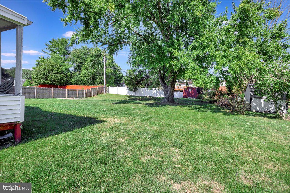 KINGS POINT - Residential