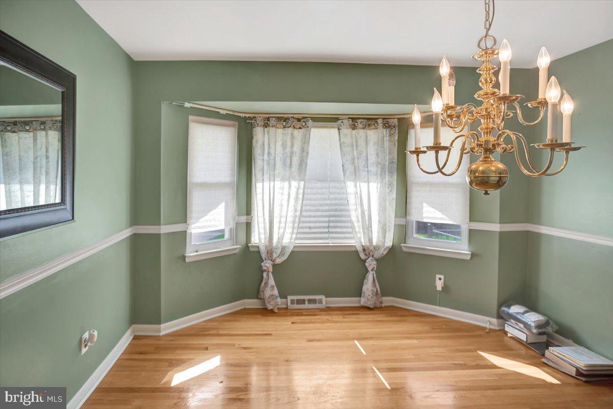 KINGS POINT - Residential