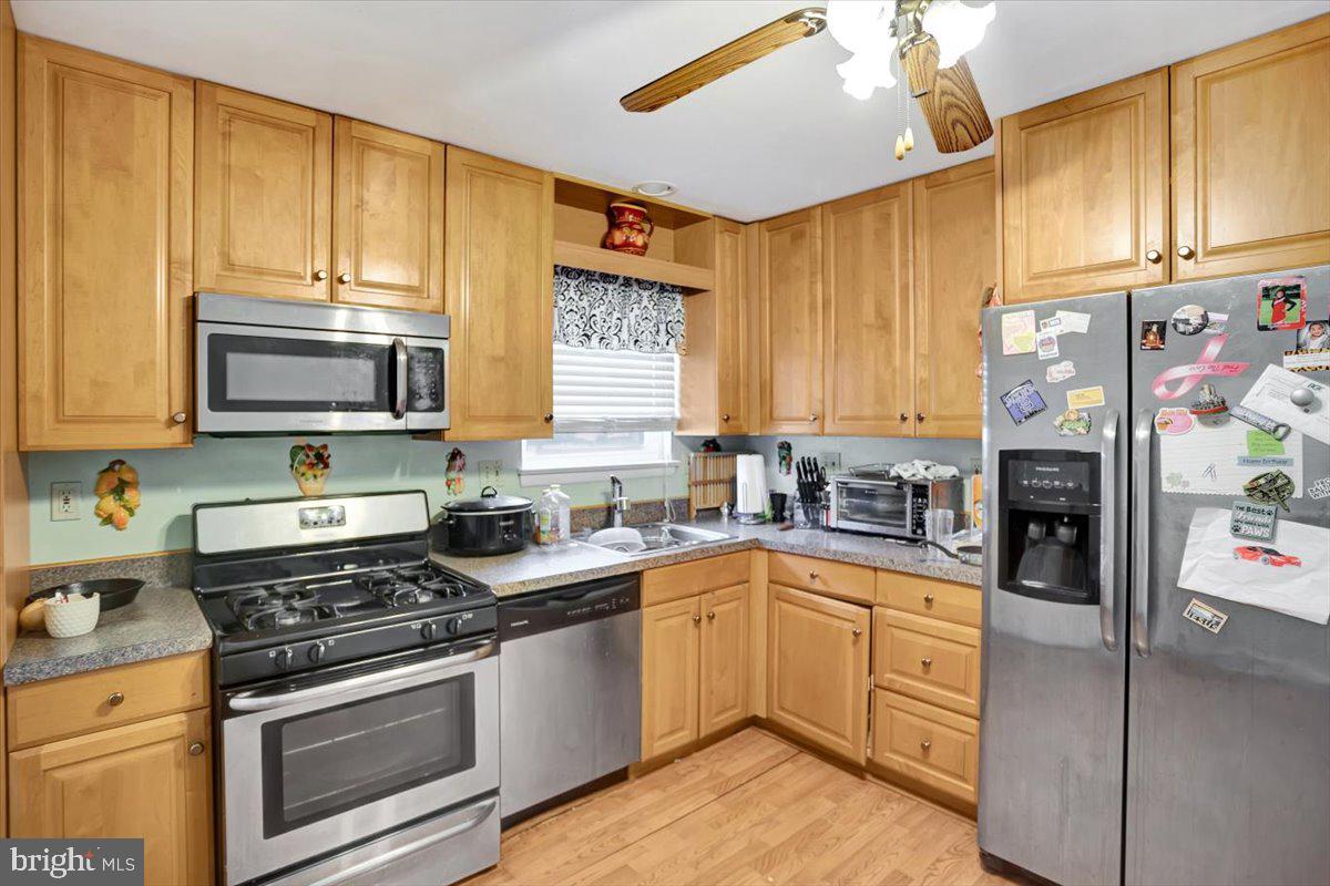 KINGS POINT - Residential