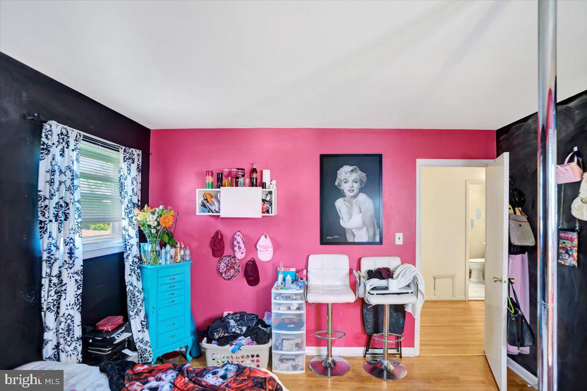 KINGS POINT - Residential