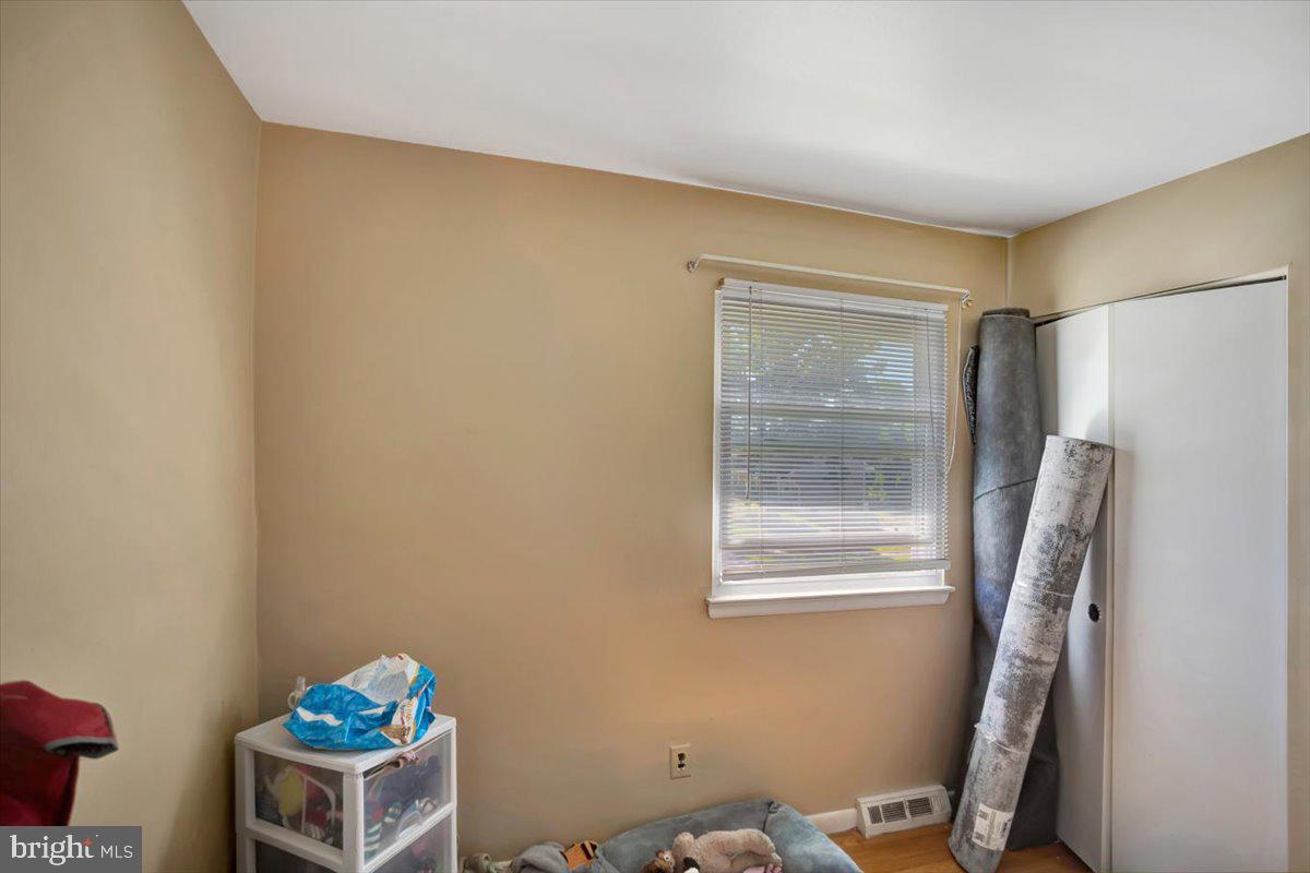 KINGS POINT - Residential