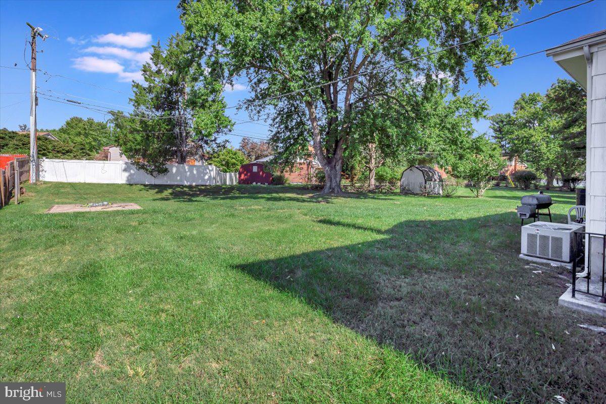 KINGS POINT - Residential