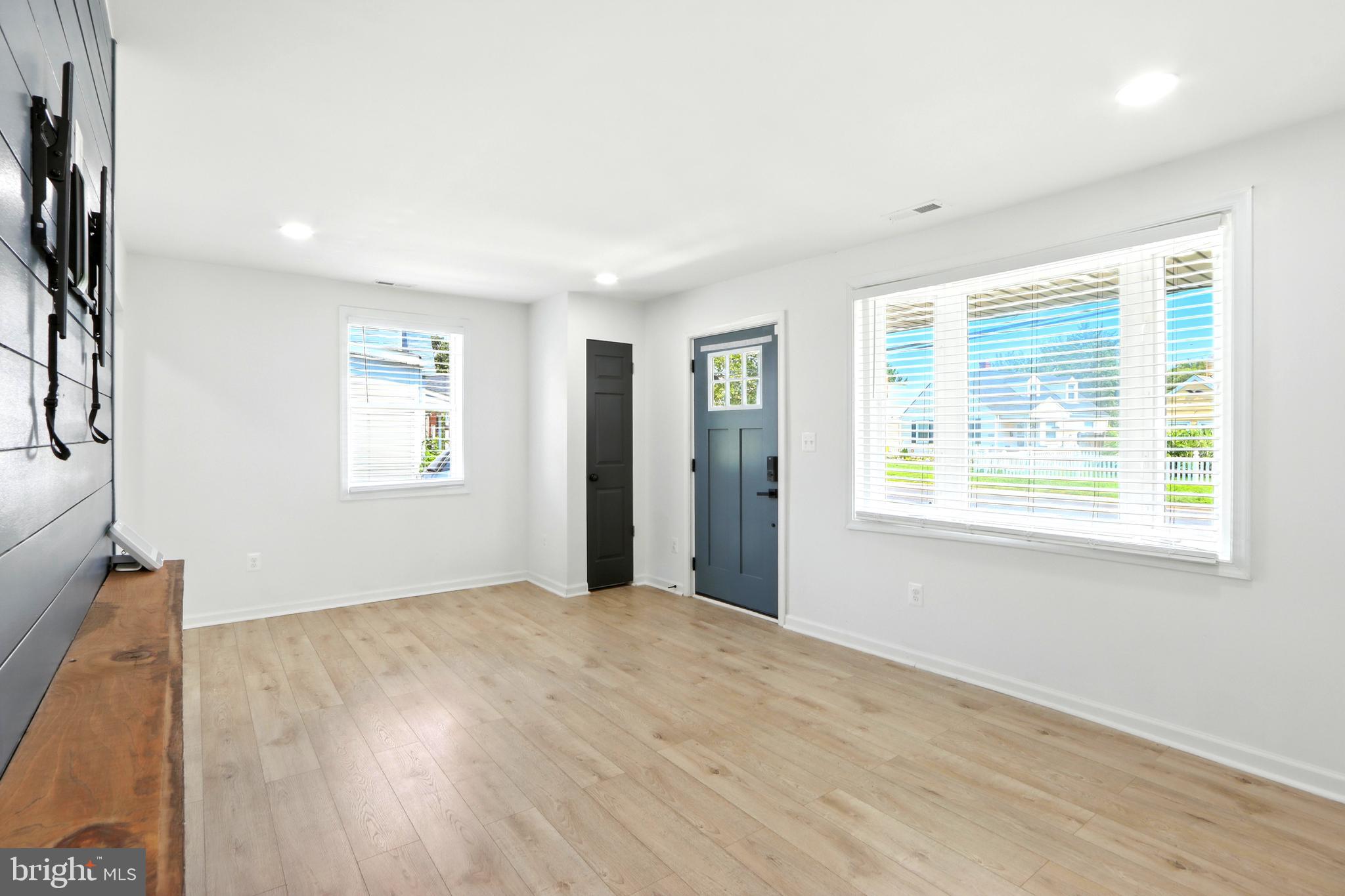 MURRAY POINT - Residential