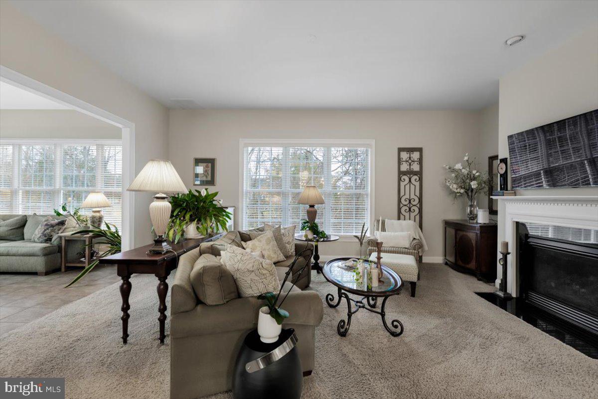 VILLAGE OF WAXPOOL - Residential