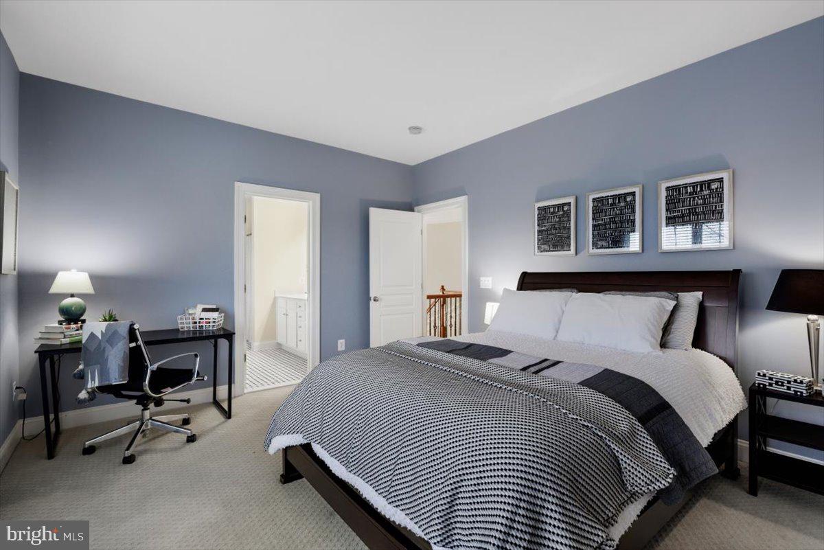 VILLAGE OF WAXPOOL - Residential