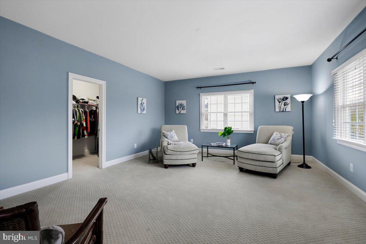 VILLAGE OF WAXPOOL - Residential