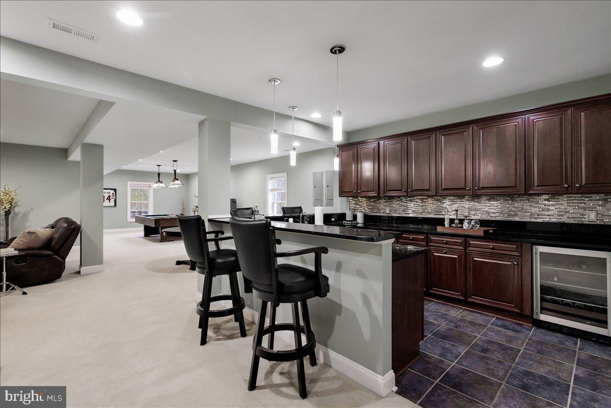 VILLAGE OF WAXPOOL - Residential