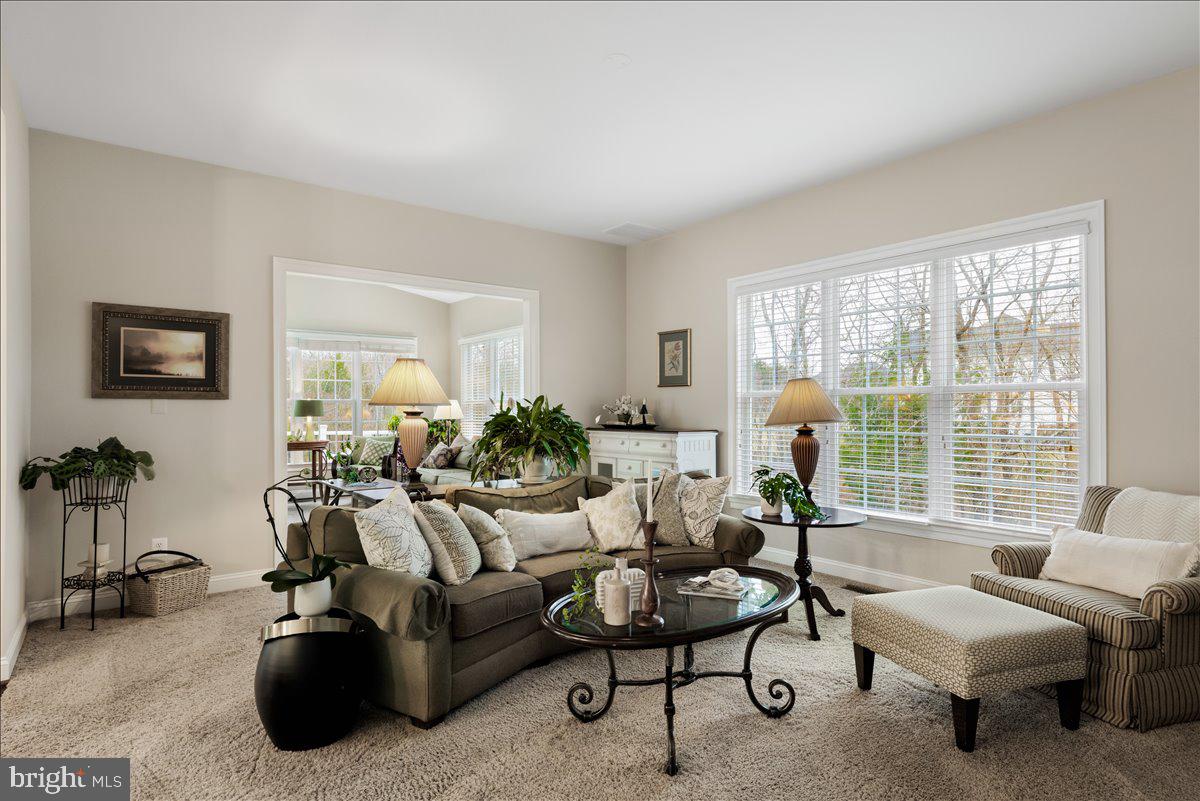 VILLAGE OF WAXPOOL - Residential