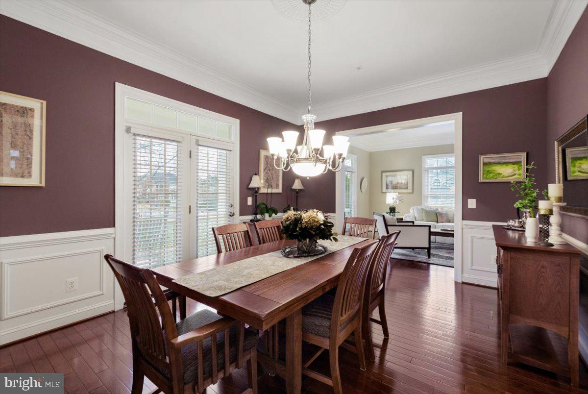 VILLAGE OF WAXPOOL - Residential