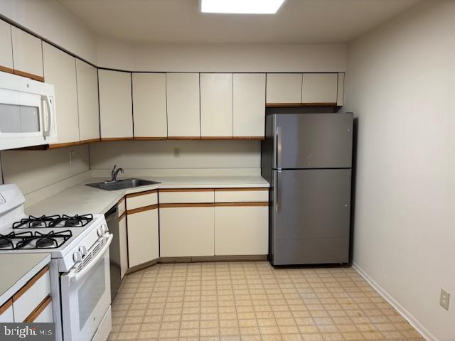 BUSTLETON - Residential