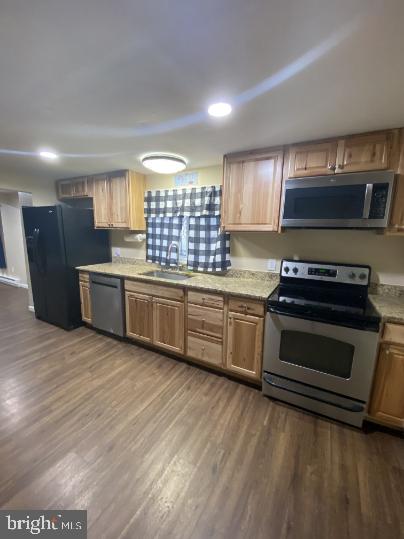 GLENWOOD FOREST - Residential Lease