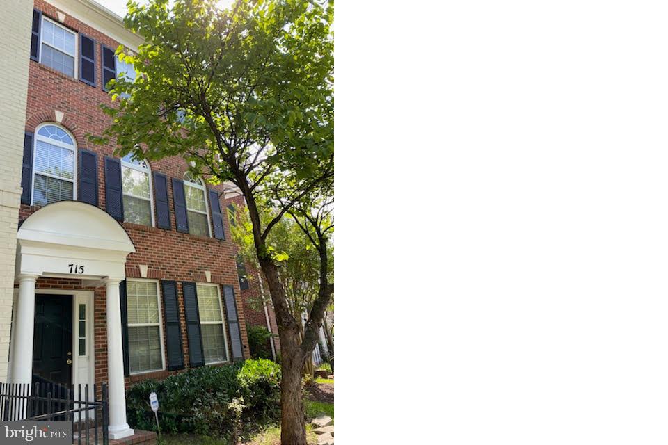 LOCATION LOCATION LOCATION in most sought after rental location, King Farm development. LIGHT FILL end unit brick townhouse. Good school district, free shuttle bus to subway station, close to shopping and restaurants. Three level townhouse with 3 bedroom 2 full bath and 2 half bath. Upgraded kitchen with granite counter-tops, center island, stainless steel appliance, breakfast area and pantry, NEW CARPET and hardwood floor on main level, 2 car garage and a beautiful deck in the back for all time out door enjoyment. It has community w/ pool , tennis court and party room.