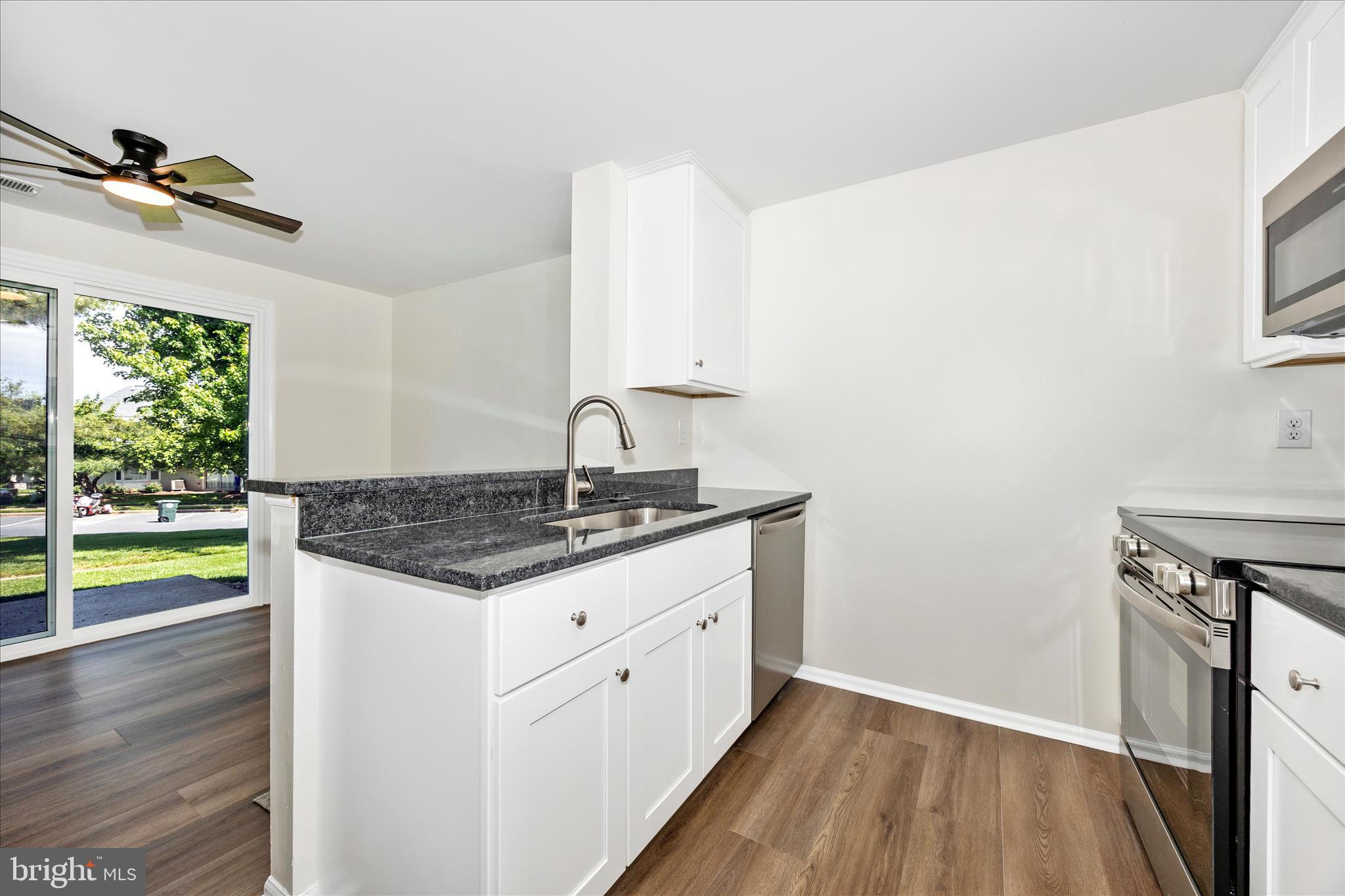MOUNTAIN VIEW - Residential