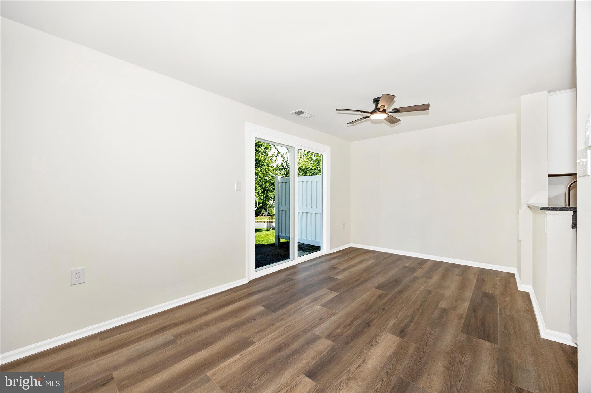 MOUNTAIN VIEW - Residential