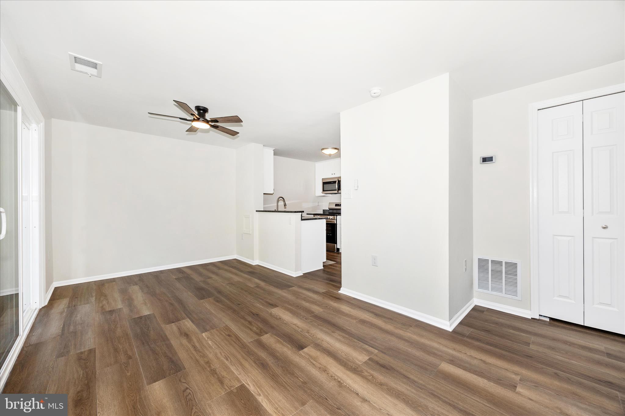 MOUNTAIN VIEW - Residential