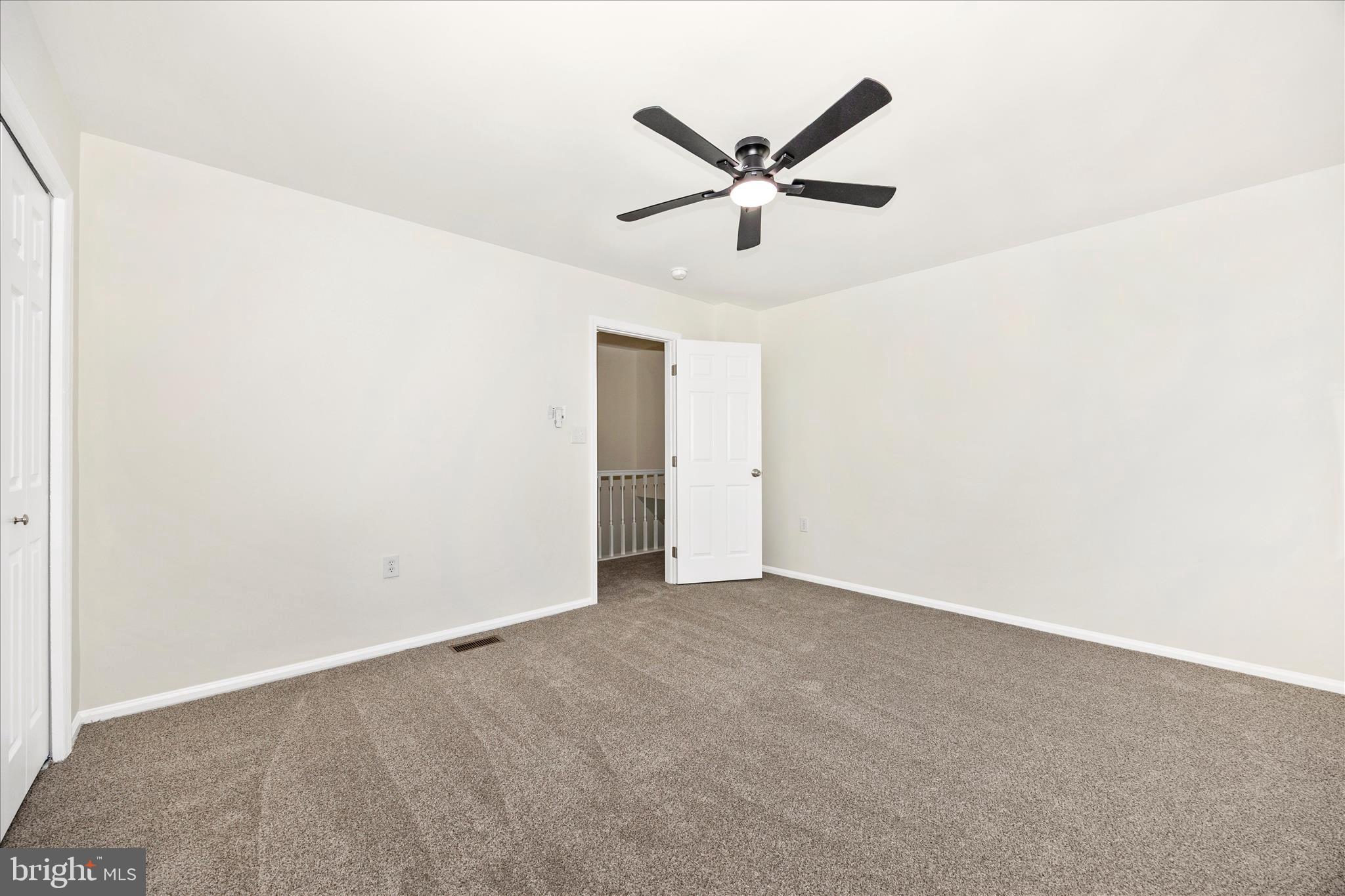 MOUNTAIN VIEW - Residential