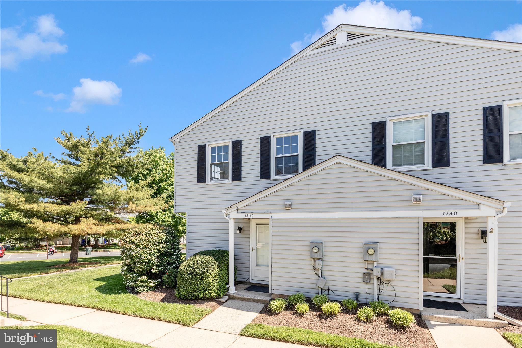 MOUNTAIN VIEW - Residential