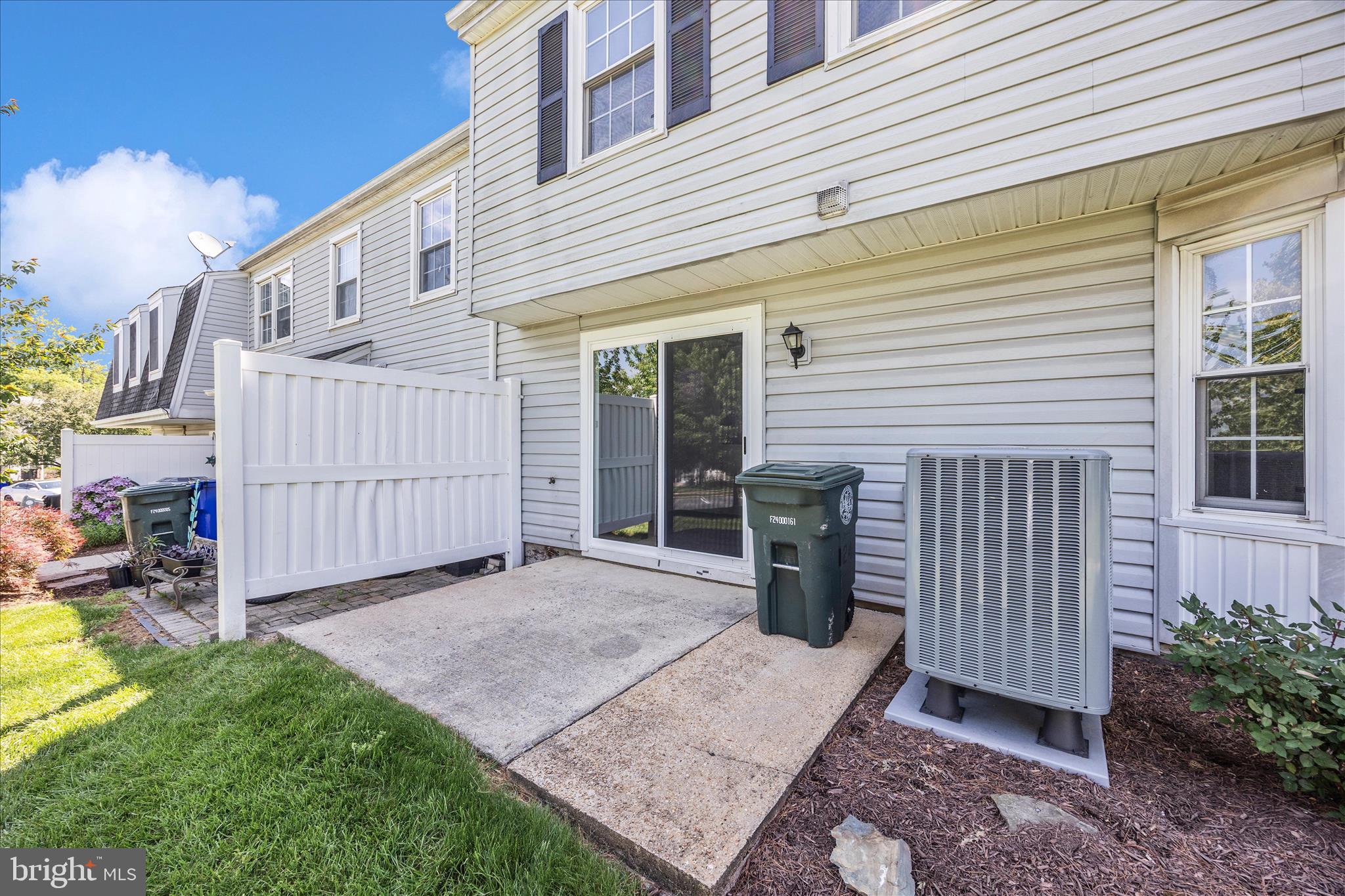 MOUNTAIN VIEW - Residential