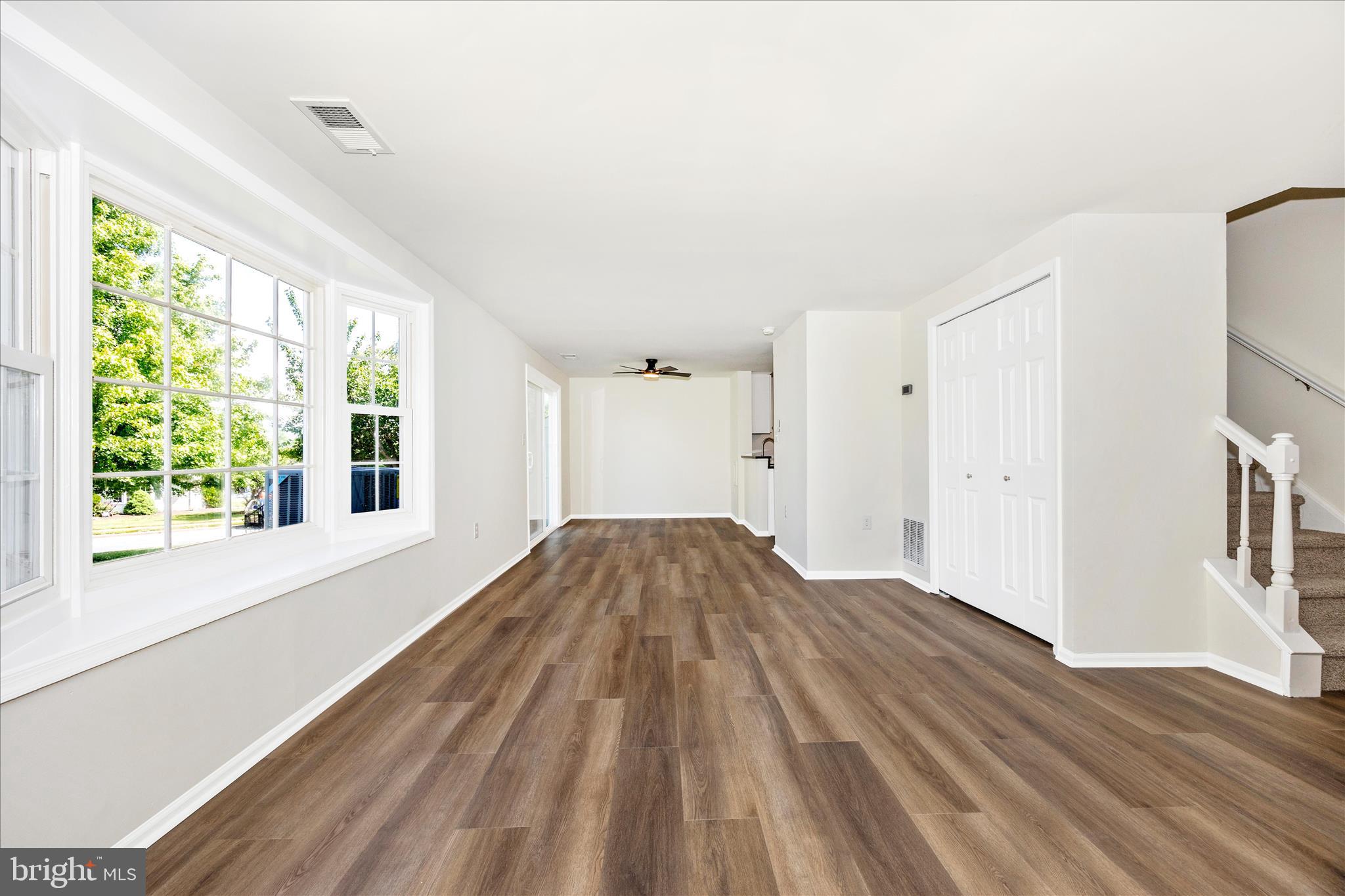 MOUNTAIN VIEW - Residential