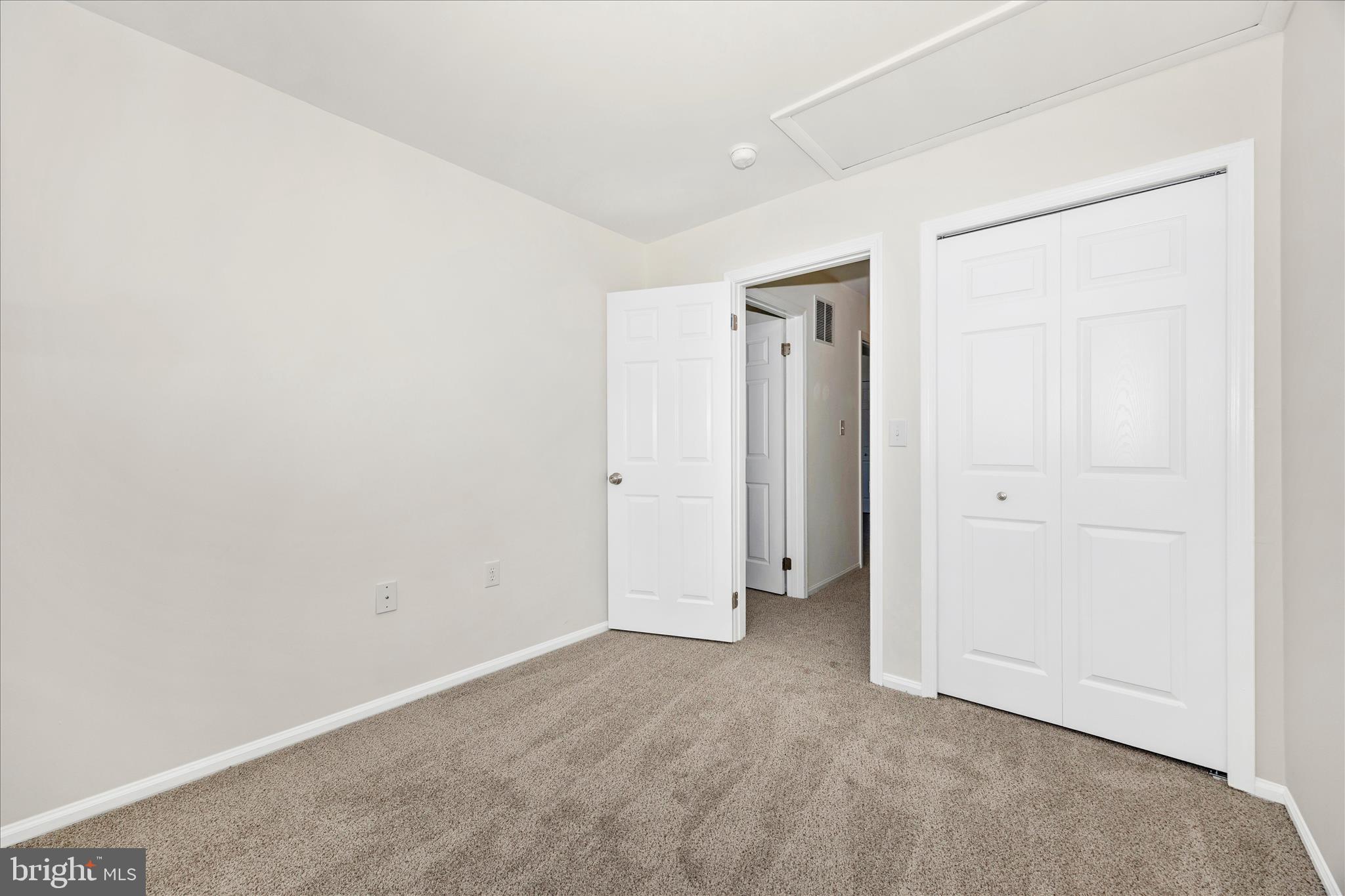 MOUNTAIN VIEW - Residential