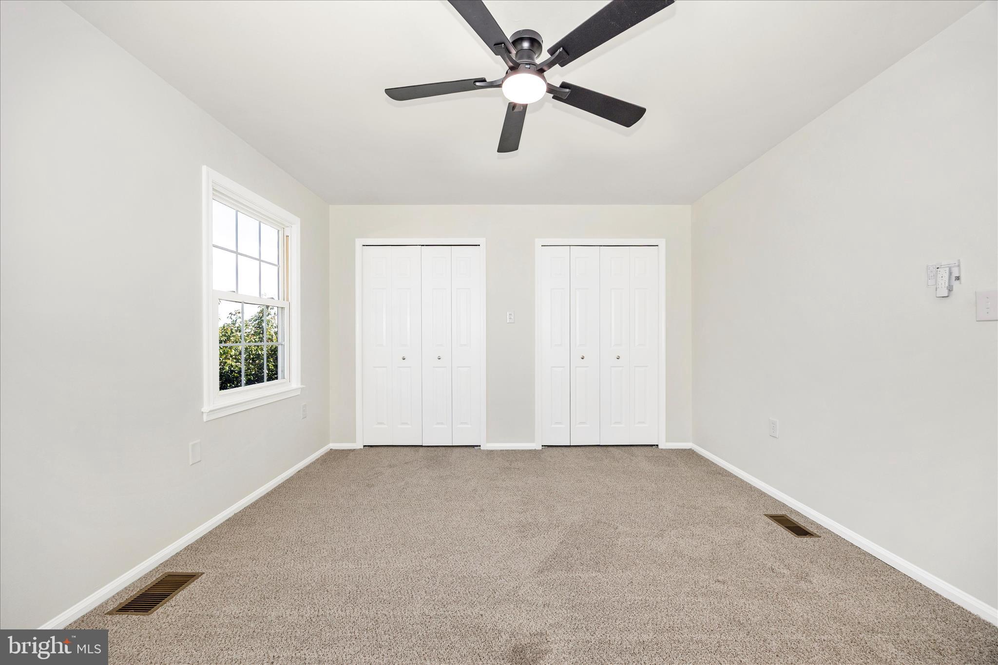 MOUNTAIN VIEW - Residential