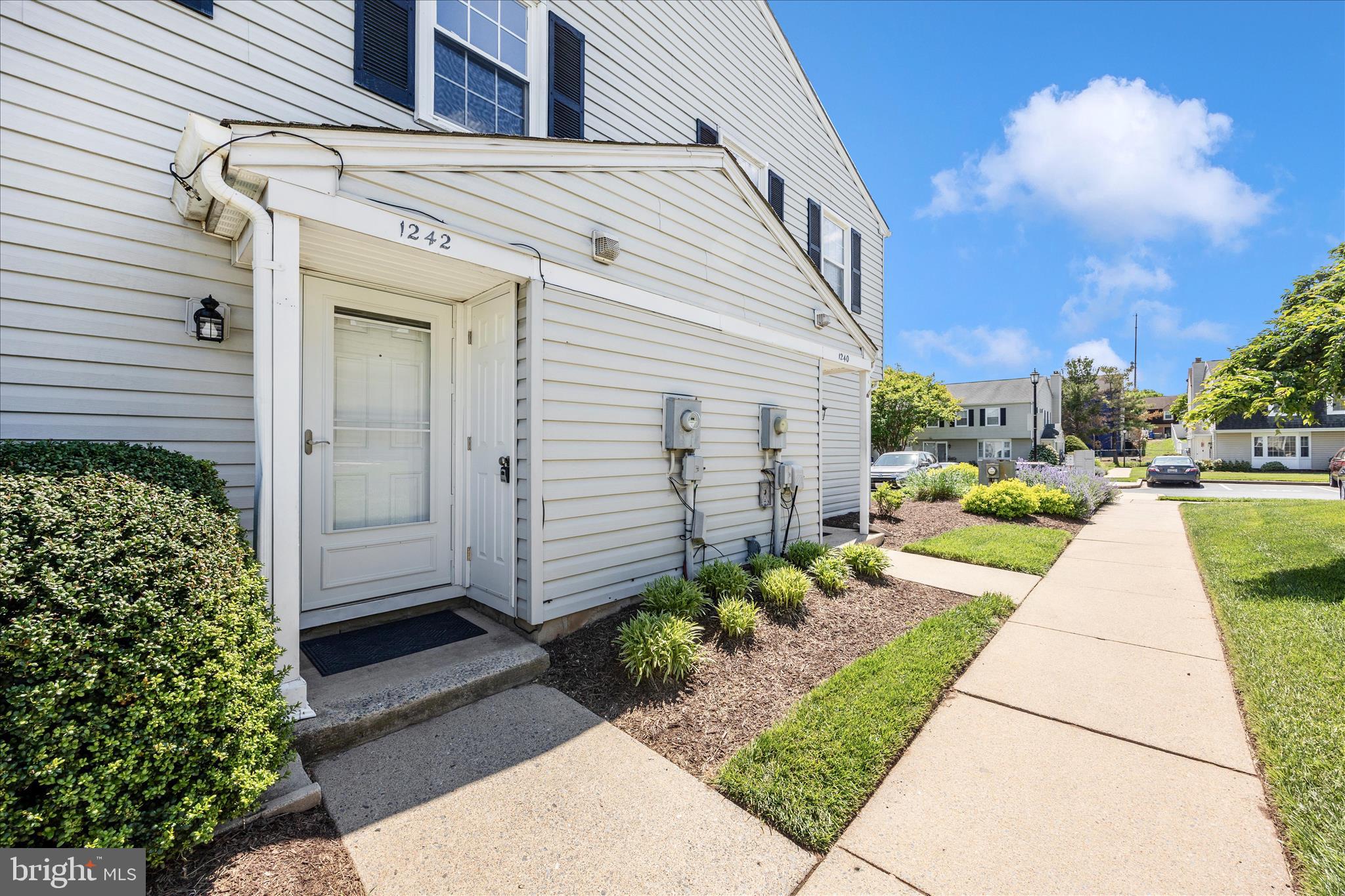 MOUNTAIN VIEW - Residential