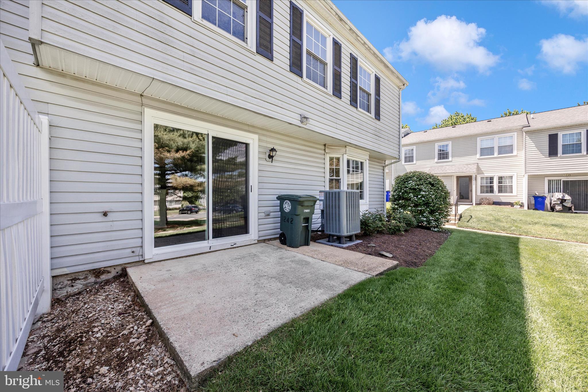 MOUNTAIN VIEW - Residential