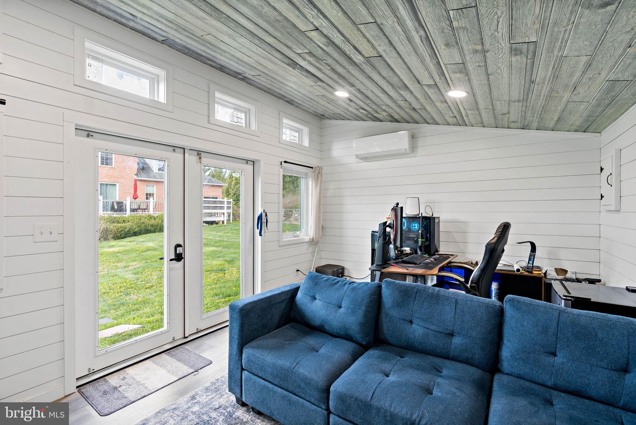 SPRINGS AT SHEPHERDSTOWN - Residential