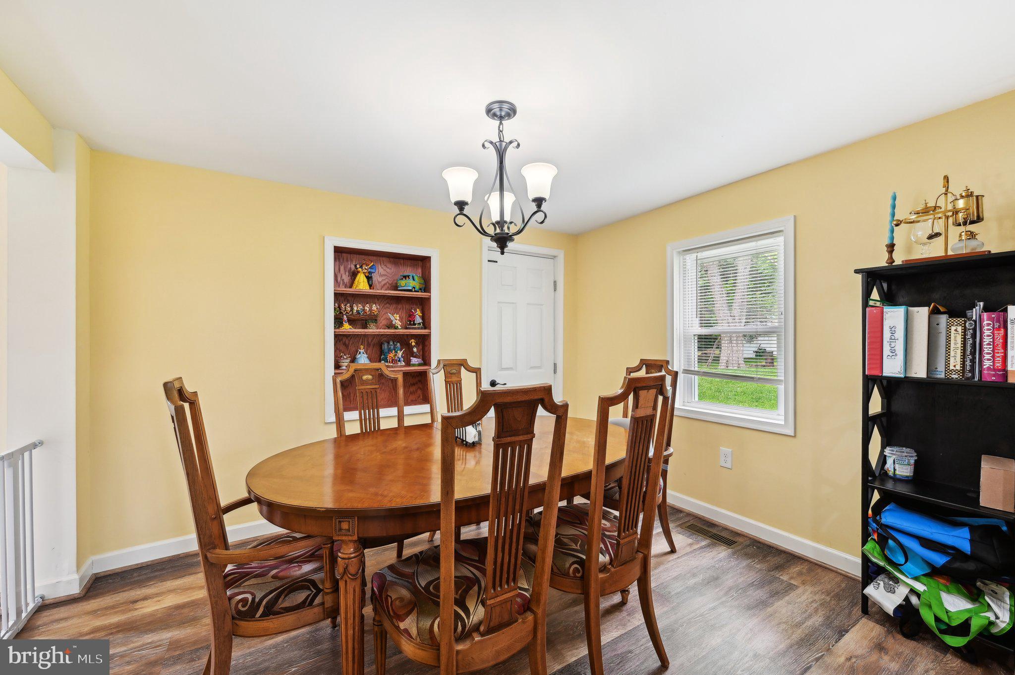 KINGSVILLE - Residential