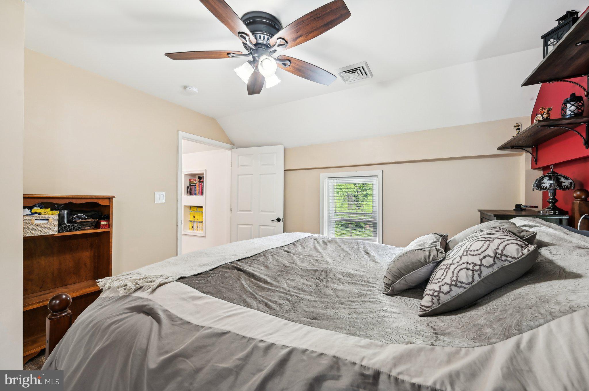 KINGSVILLE - Residential