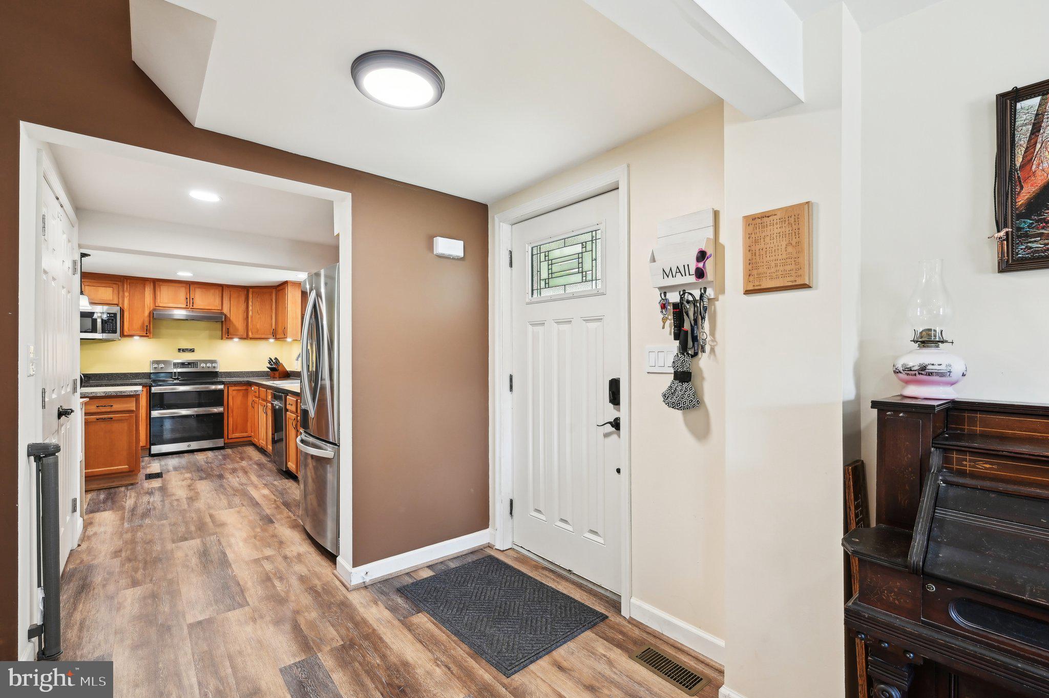 KINGSVILLE - Residential