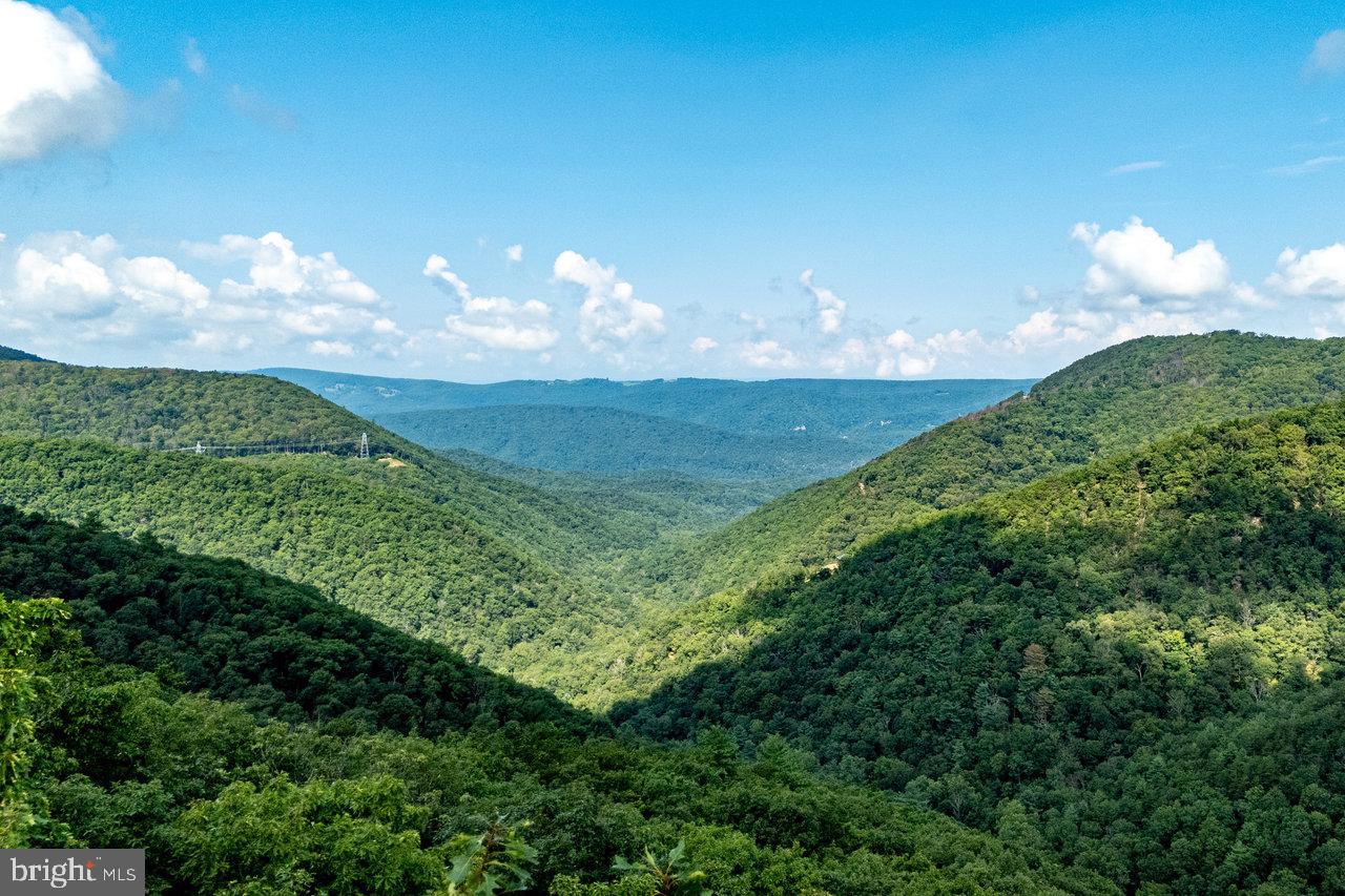 POTOMAC VALLEY OVERLOOK - Land