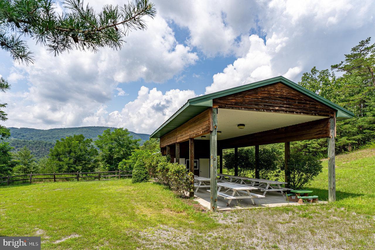 POTOMAC VALLEY OVERLOOK - Land