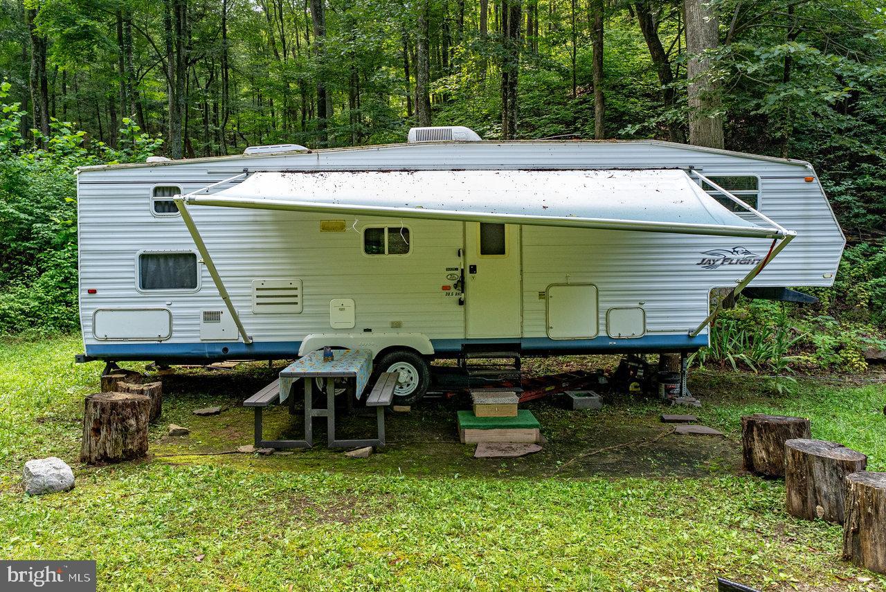POTOMAC VALLEY OVERLOOK - Land