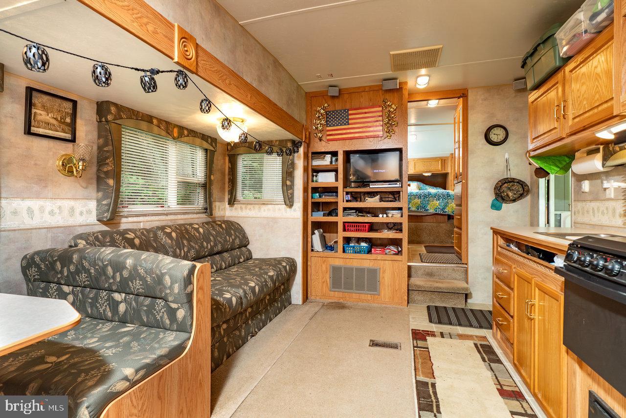 POTOMAC VALLEY OVERLOOK - Land